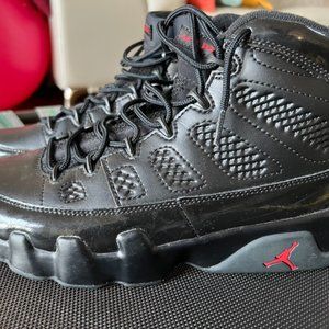 Jordan 9 Retro Bred 9.5 Black Red